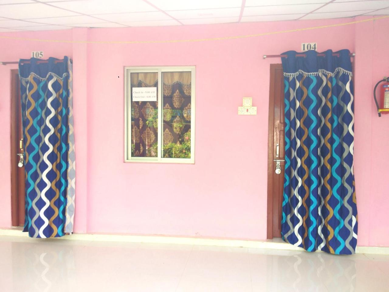 Blue Bird Residency Hotel Lakshmanpur Luaran gambar